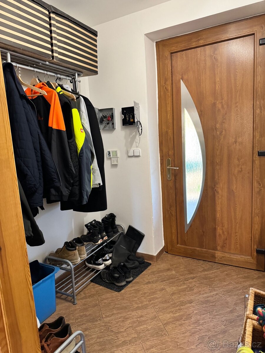 IKEA 2xbotník + 1x velký věšák + 1x malý věšák - 7