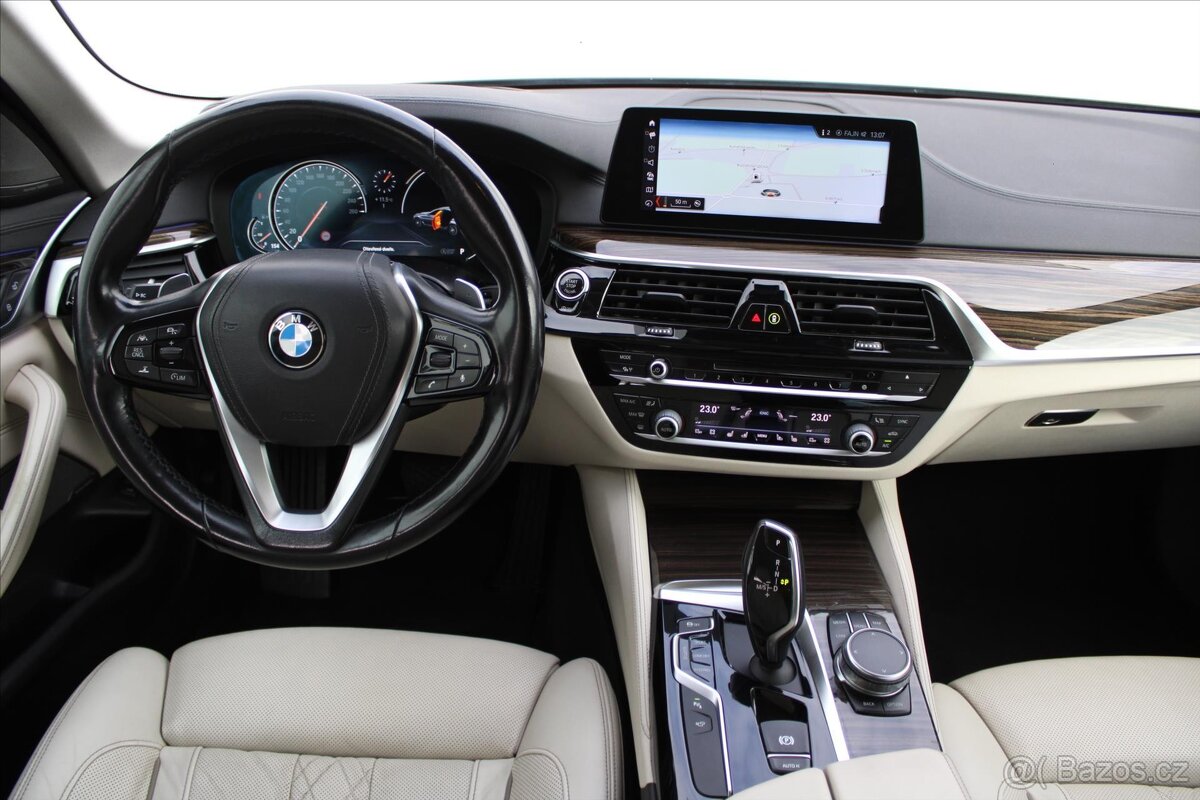 BMW Řada 5 540i xDrive 250kW LUXURY ČR (2018) - 7