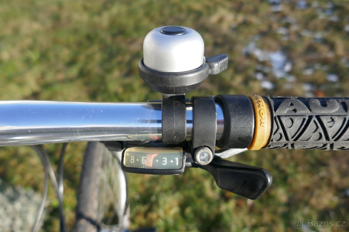 Author - trekové kolo - 7