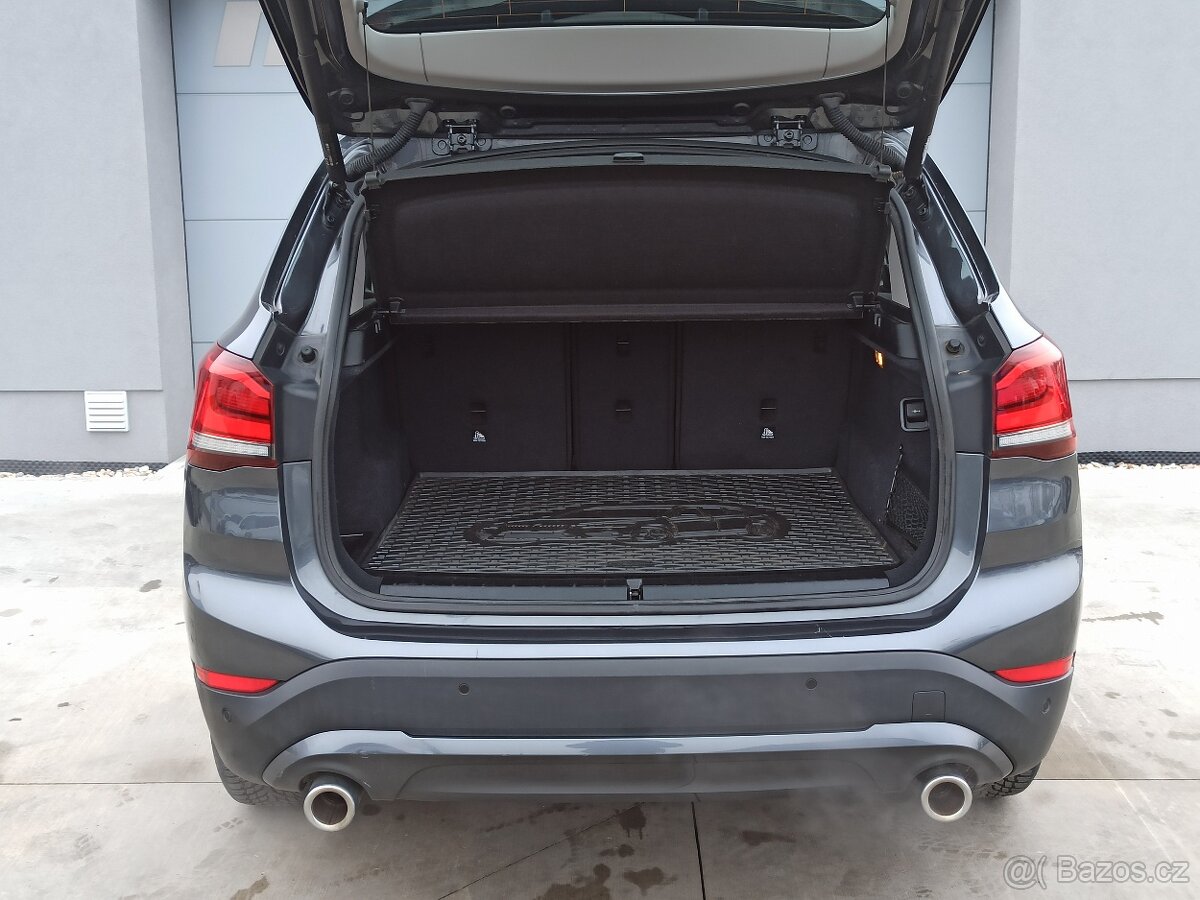 BMW X1 sDRIVE 20i 141kW ČR - 7
