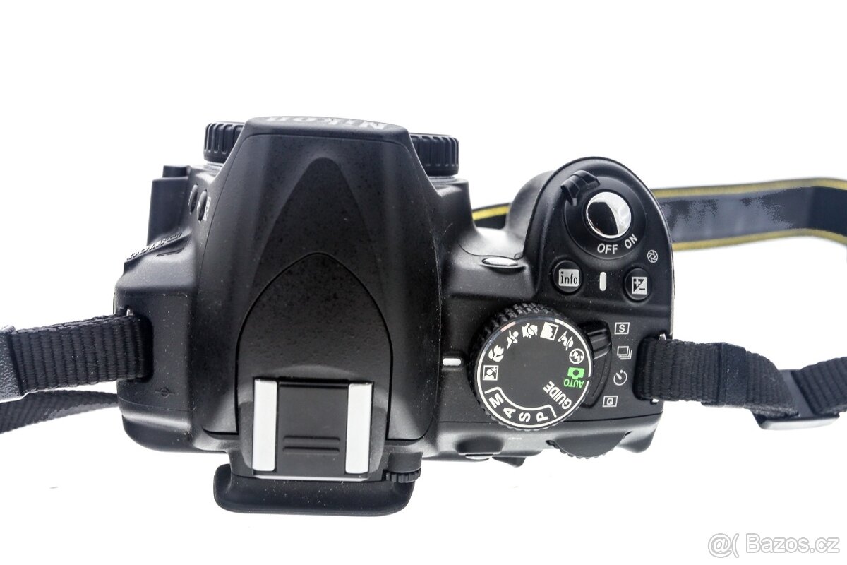 Zrcadlovka Nikon D3100 + 18-55mm - 7