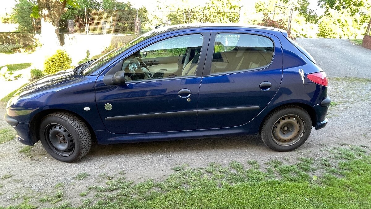 Peugeot 206 1.1 44 kW, r.v.2004 - 7