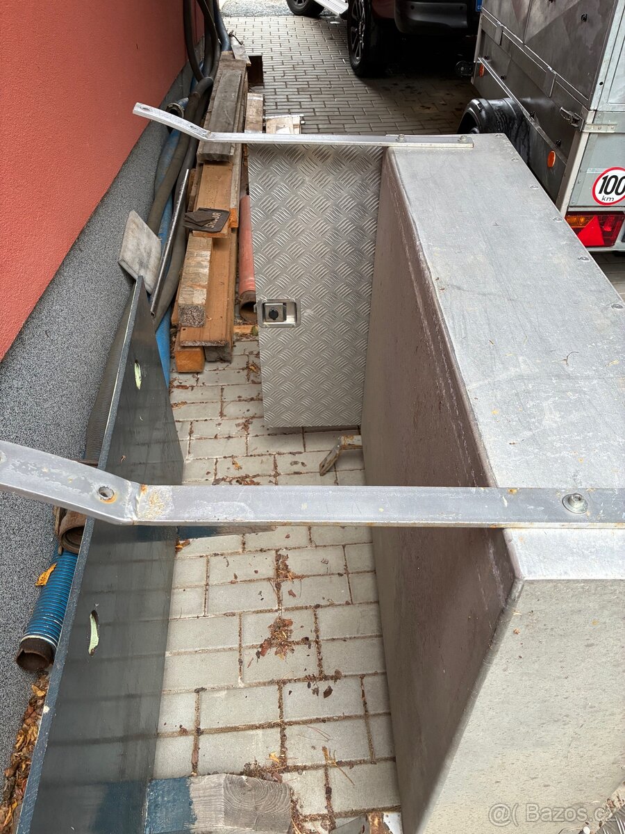 Dílenská skříň - 7