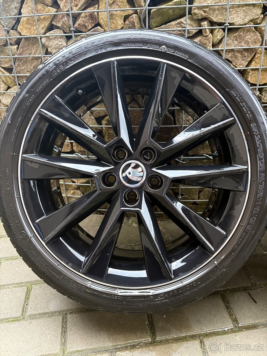 Skoda Fabia 3, Rapid letní sada 215/40-17 Savio Schwarz - 7