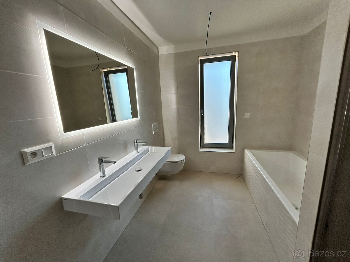 Pronájem RD 5+kk, Trhové Sviny - 7