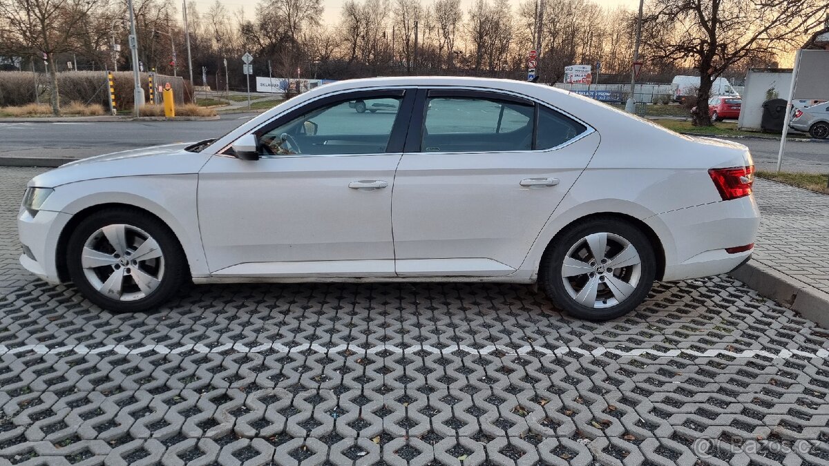 Škoda Superb 2018 - 7