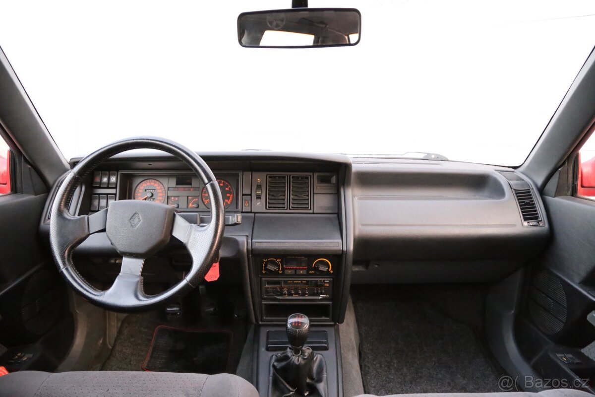 Renault 21 Turbo - 7