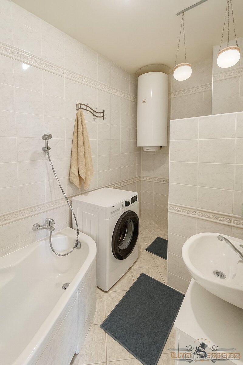 Prodej byt 2+kk, 50 m² - Hradec Králové - Kukleny - 7