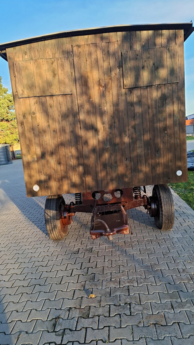 Maringotka, včelín - 7