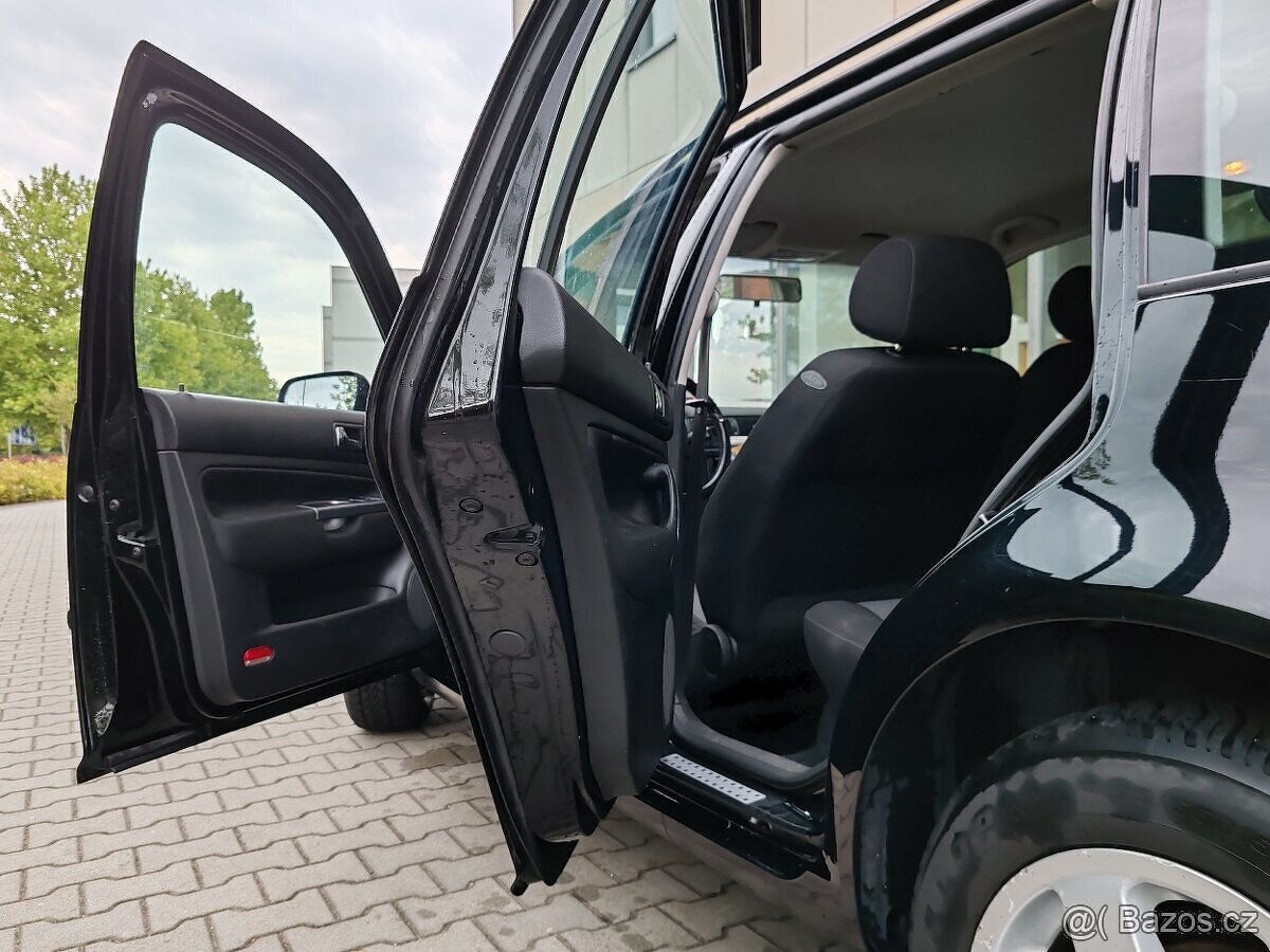 VW Volkswagen Golf 4 1.6i-77kW 2005 PACIFIC benzín - 7