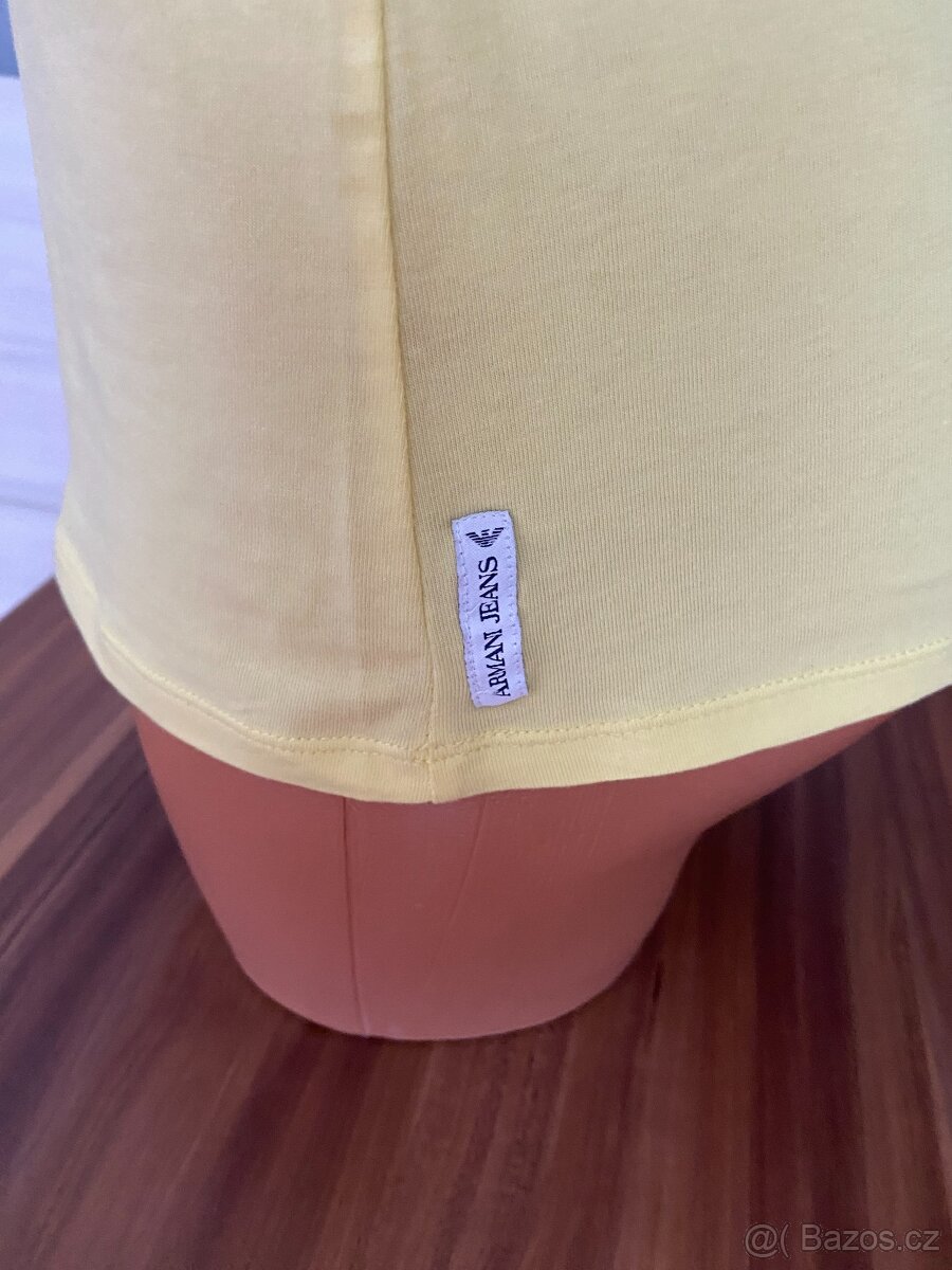Krásné žluté letní tričko ARMANI Jeans - vel. 38 - 7