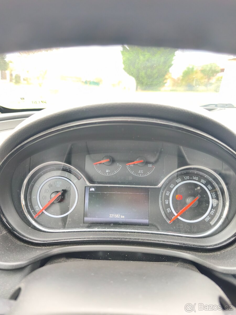 Opel Insignia 2.0 CDTi - 7