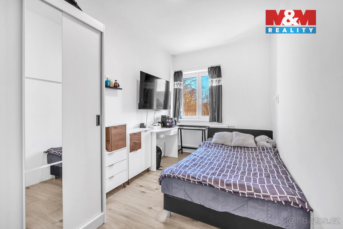 Prodej rodinného domu v Starých Jesenčanech - 7