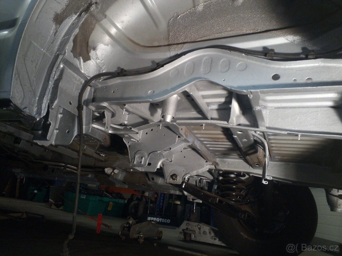 Volkswagen Trasporter 1.9 Tdi Shuttle 77kW - 7