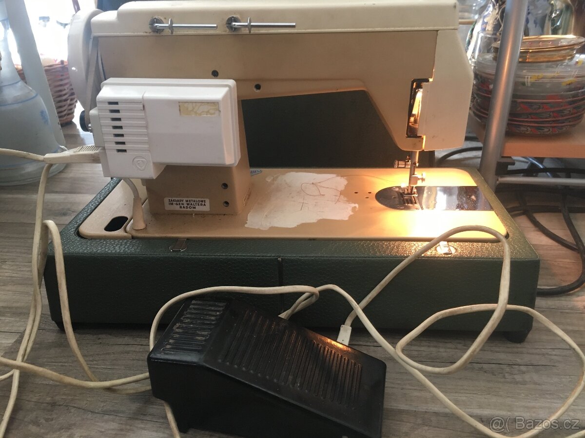 Šici stroj / kufříkový - 7