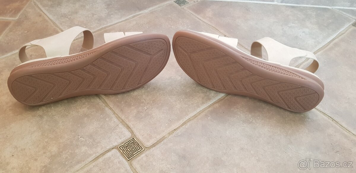 Dámské dřeváky 40 a páskové 41 - 7