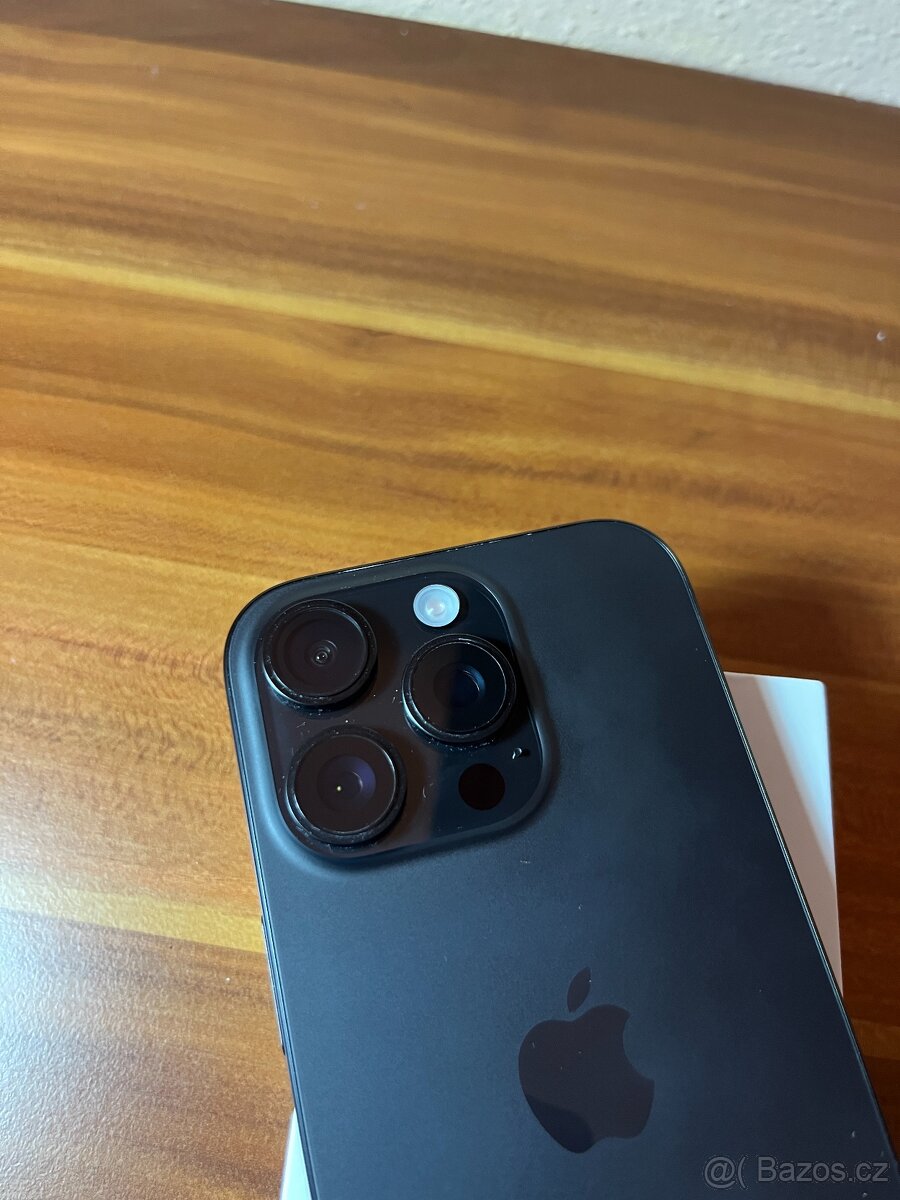 iPhone 16 Pro 128GB černý - 7