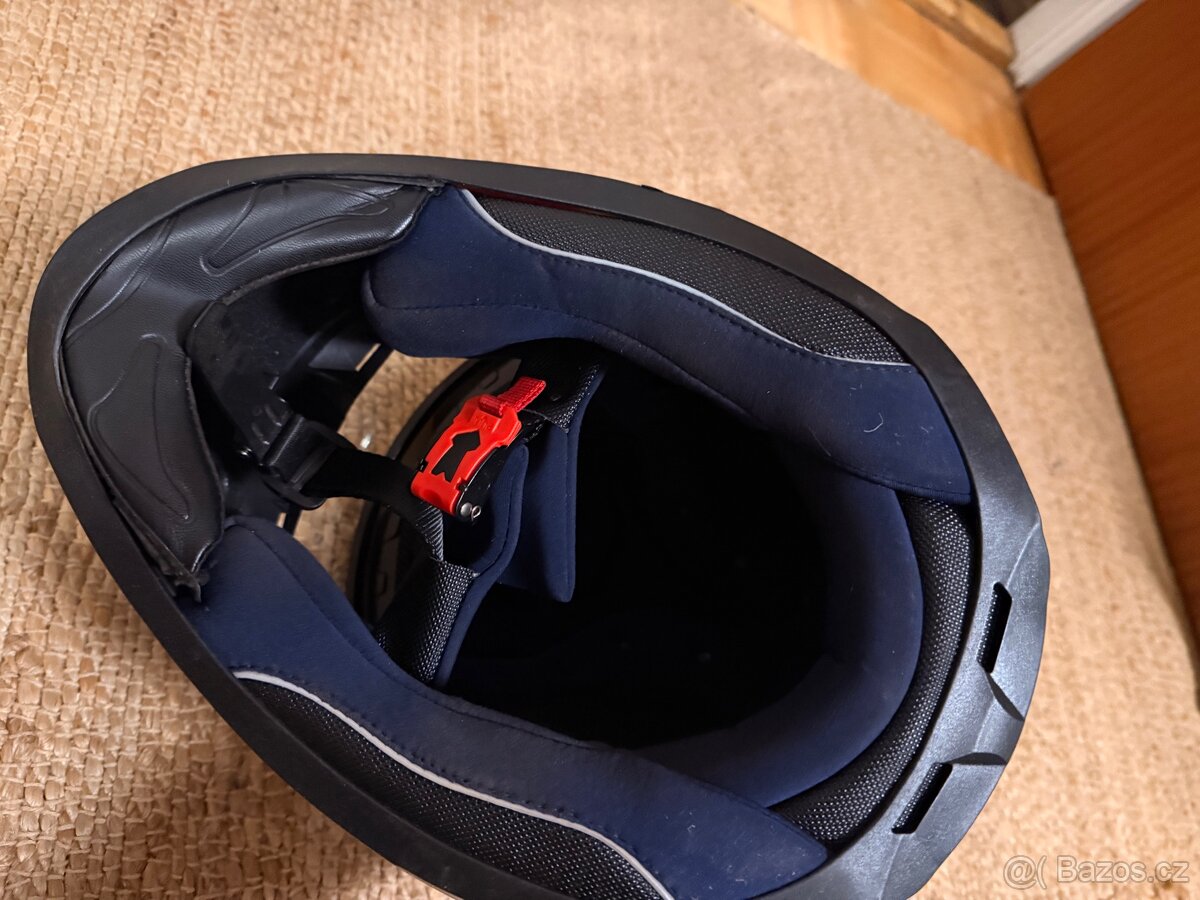 Prodám helmu Arai vel. XL - 7