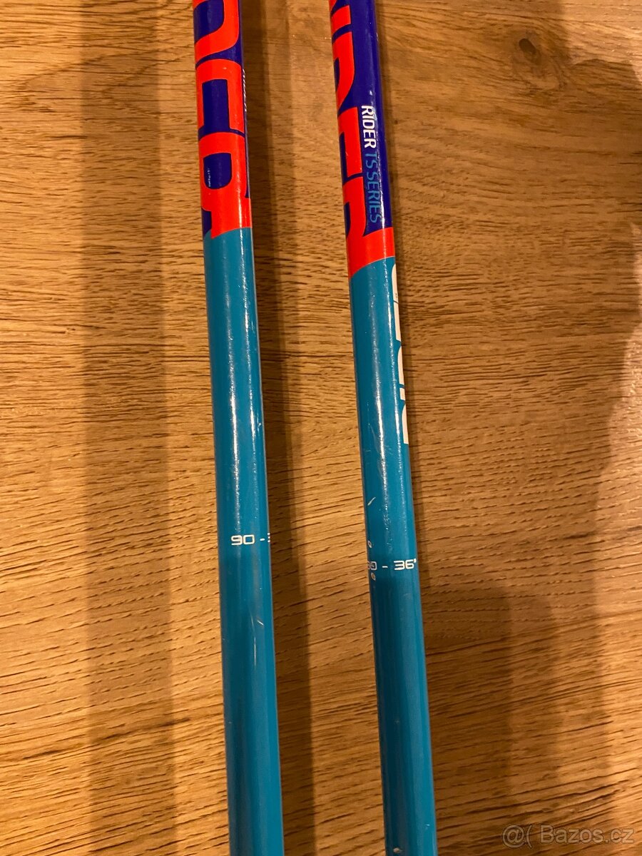 Lyže atomic 120, hůlky leki 90 - 7