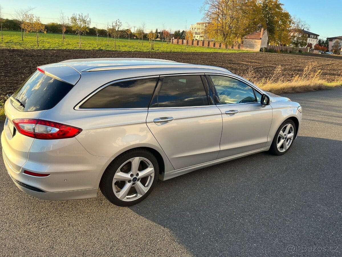 Ford Mondeo Mk5 - 7