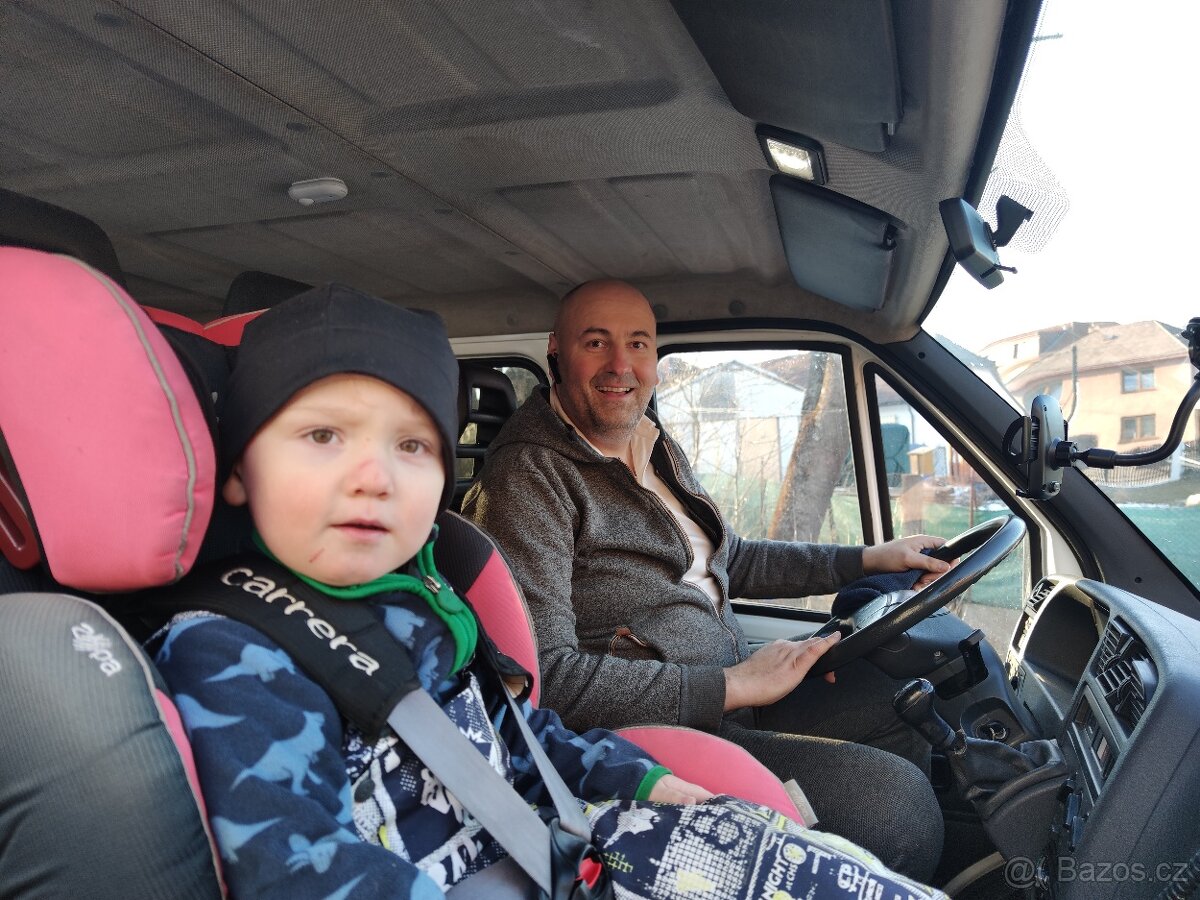 Peugeot Boxer 2.5 D 63 kW 9 míst kombi osobní - 7