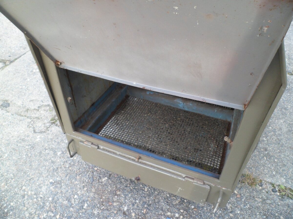 Vojenský startovací vozík - skříň s podvozkem bez baterií - 7