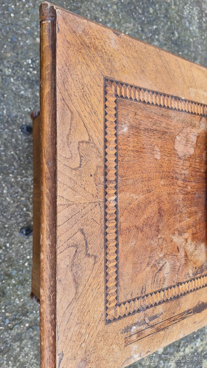 STARÝ ŠICÍ STROJ - 7