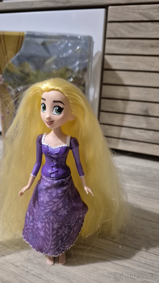 Hasbro táčející Locika - 7