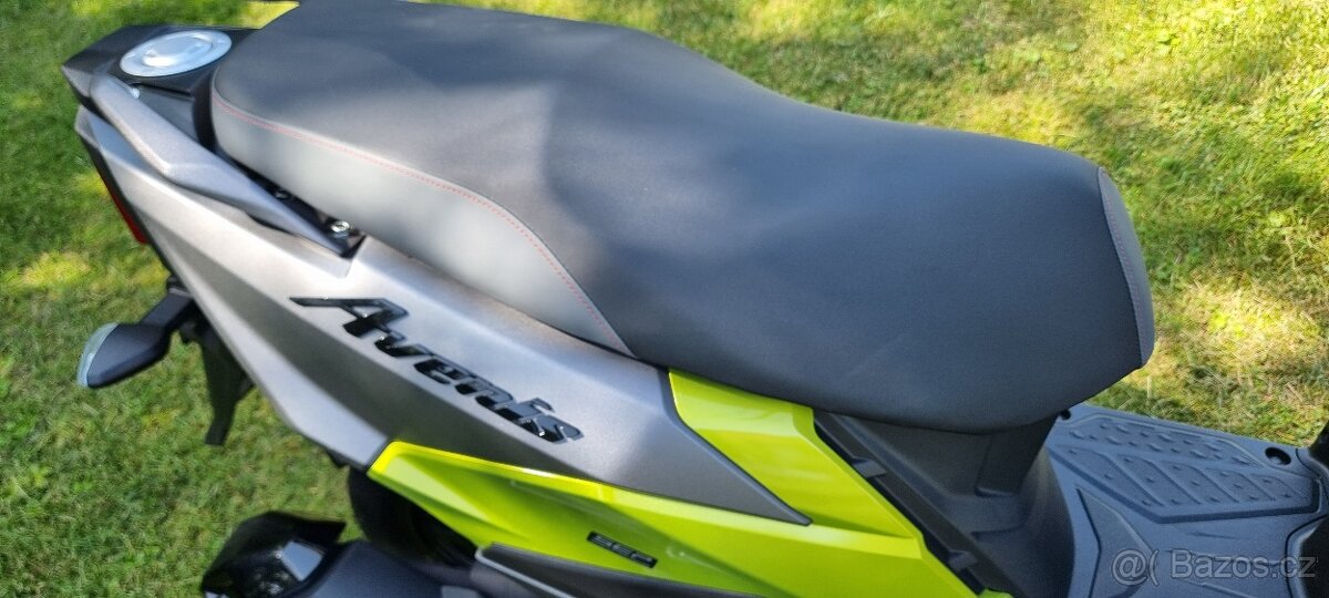 Suzuki Avenis 125 - 7