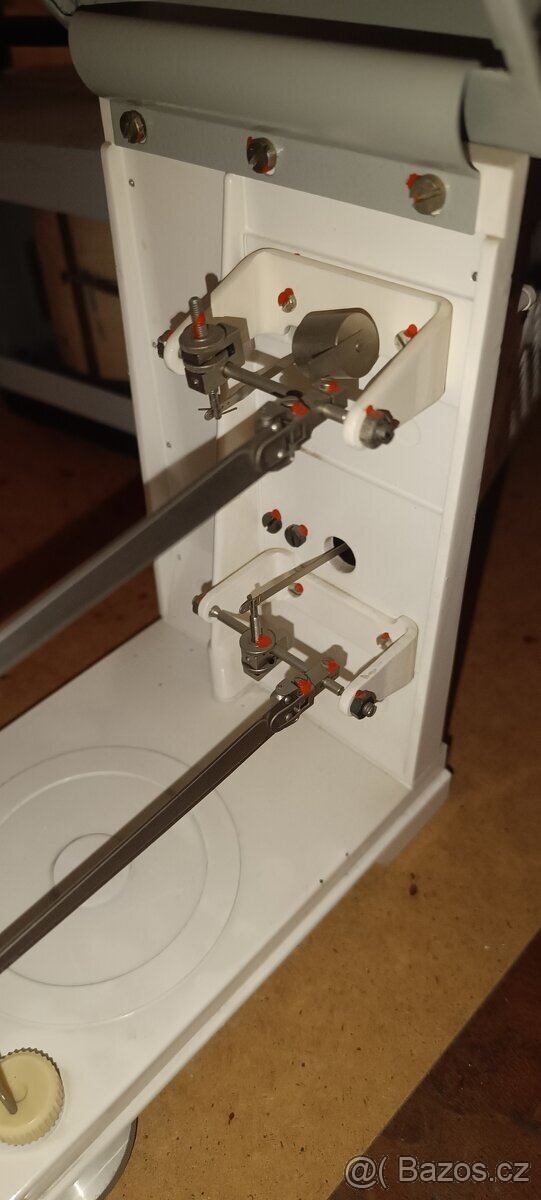 Starý termograf, budík, měřící přístroje - 7