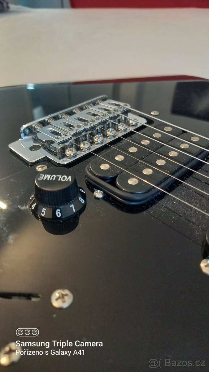 Fender Squier Stratocaster - 7