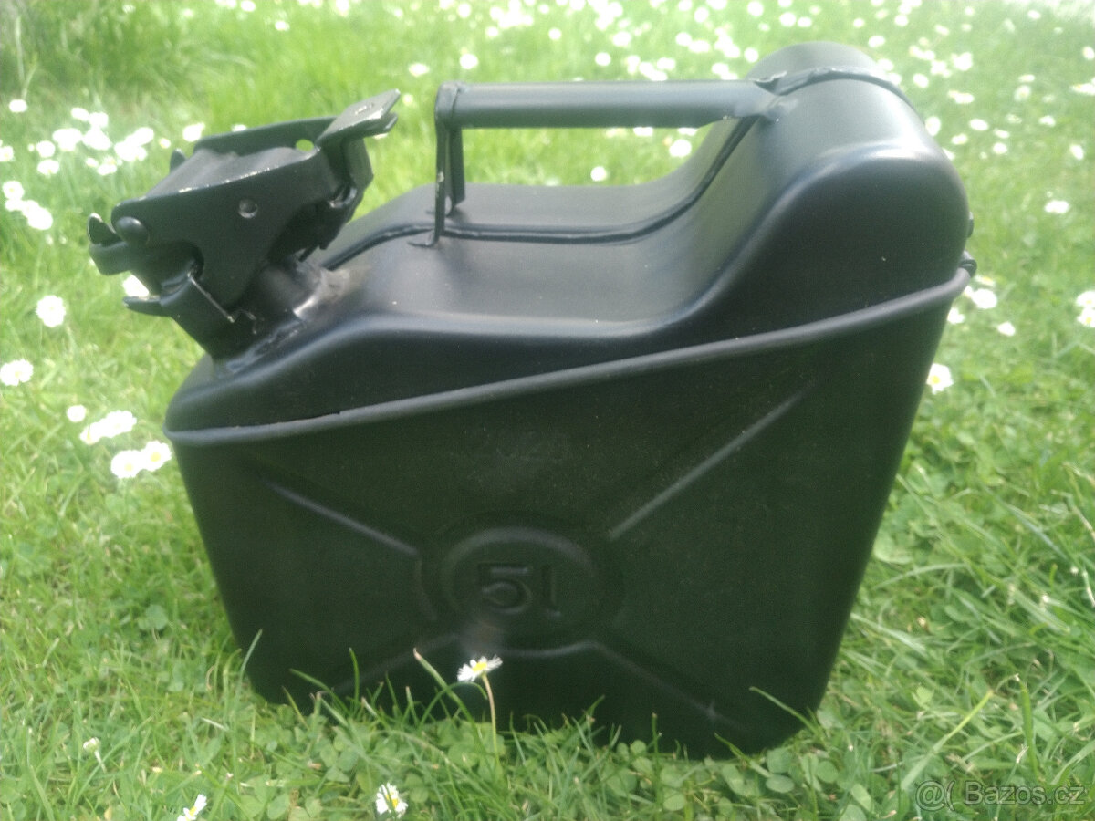 Kanystr jako kufr - 7