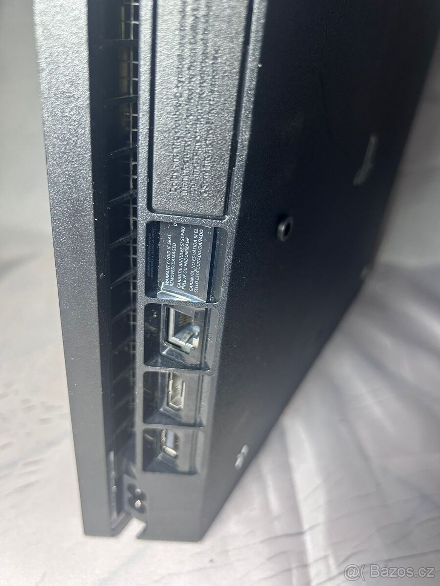 Playstation 4 500GB + ovladač+ hry - 7