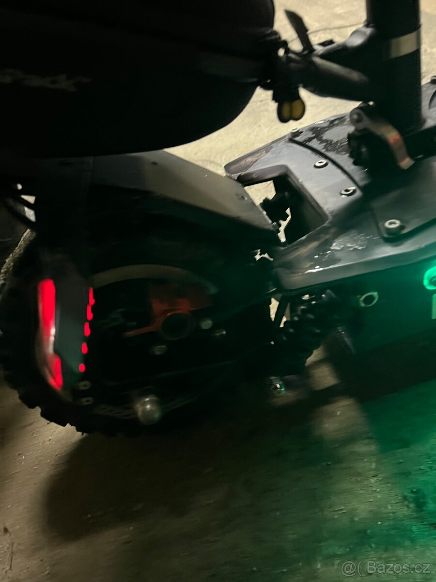 Elektrická koloběžka EcoWheel 🌟 - - 7