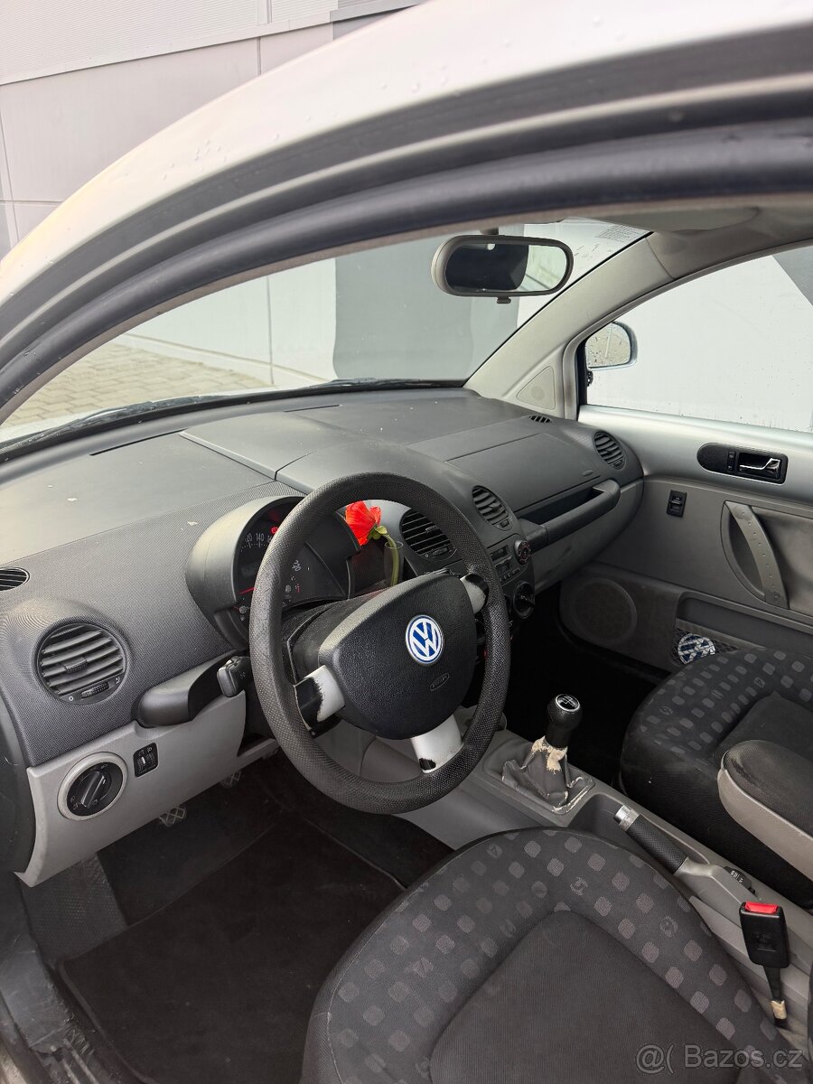 New beetle 1.9 tdi 66kw nezrezlý - 7