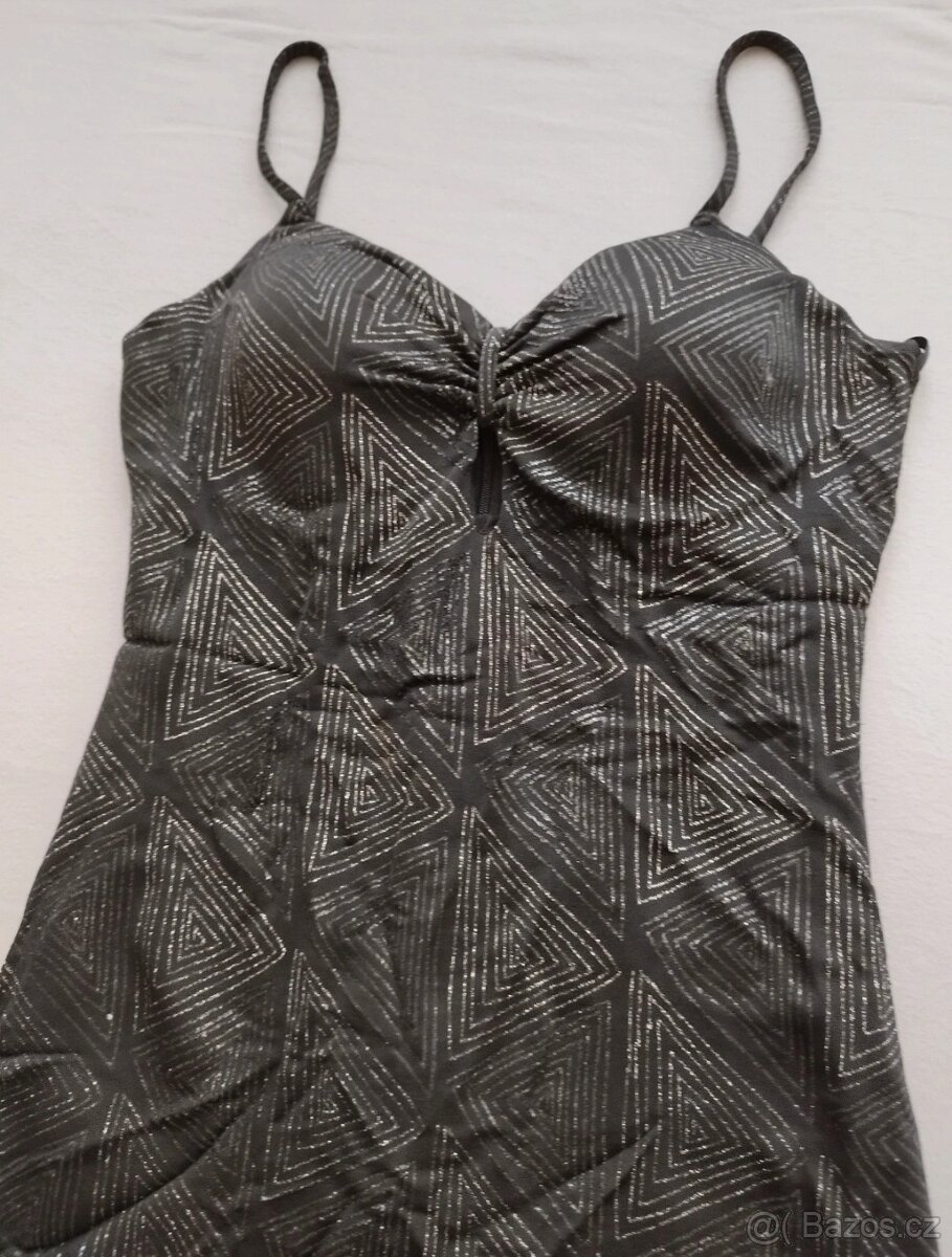 Večerní šaty , velikost S - 7