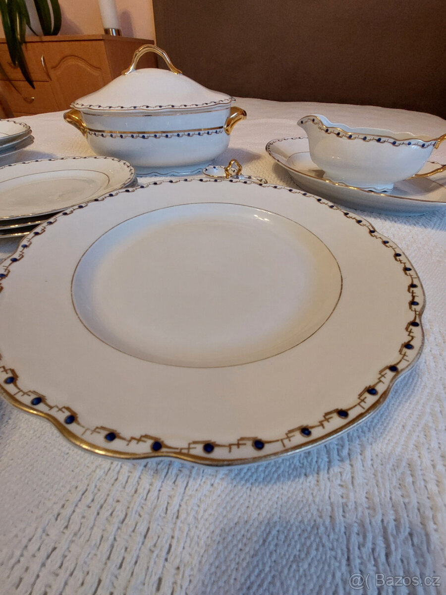 Jídelní souprava - servírovací sada - 7