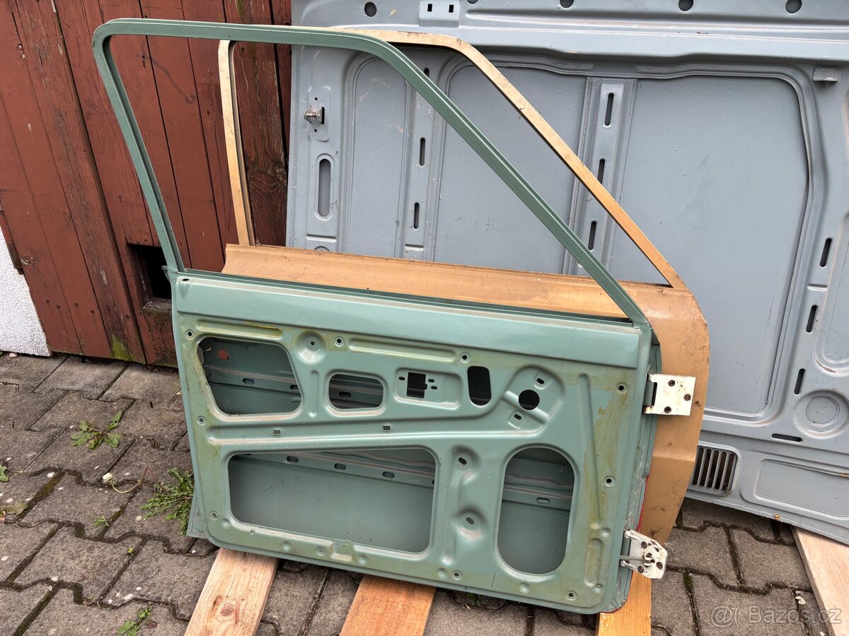 Díly karoserie Škoda 120 - 7