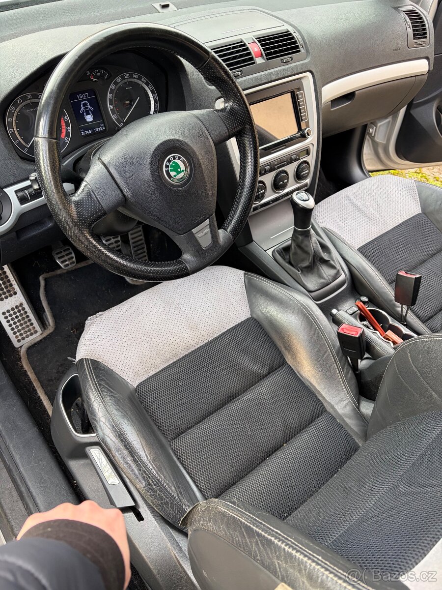 Škoda octavia RS - 7