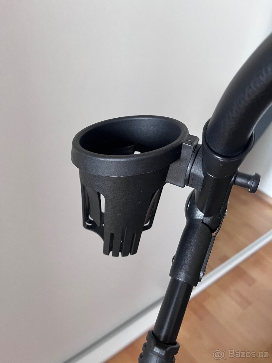 Prodej kočárku 3v1 - 7