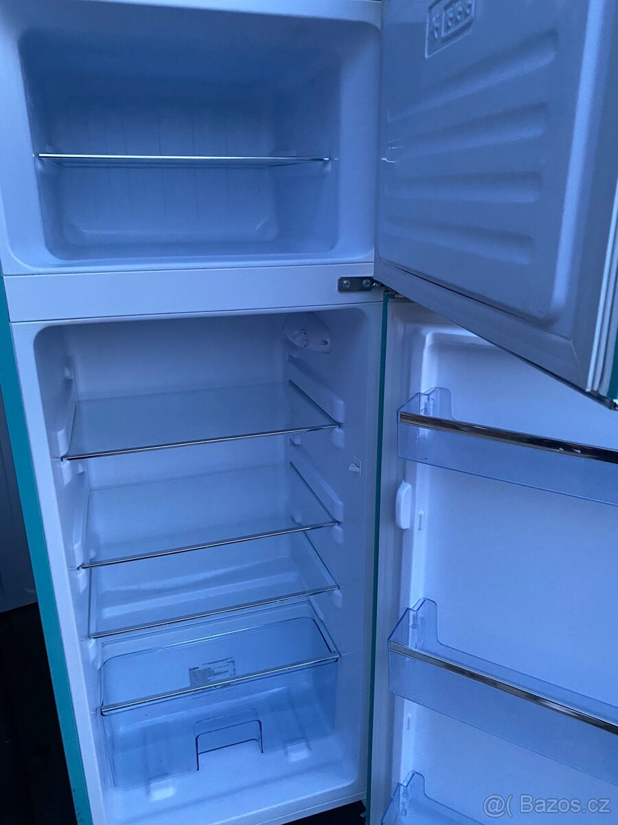 Retro lednice Amica s mrazákem - 7