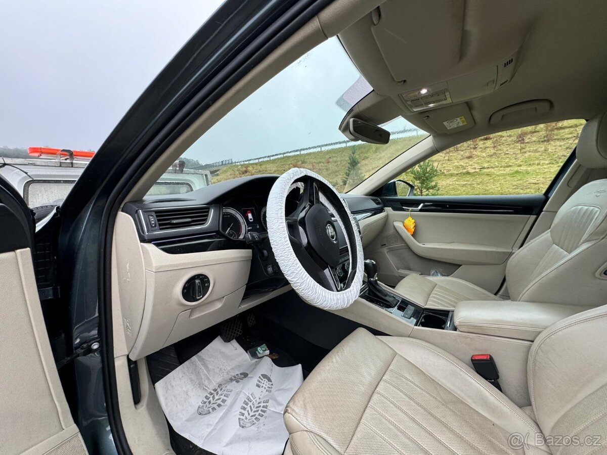 Škoda Superb 3 kombi L&K 2.0TDI 140KW DFCA PZR LF7Y 2016 - 7
