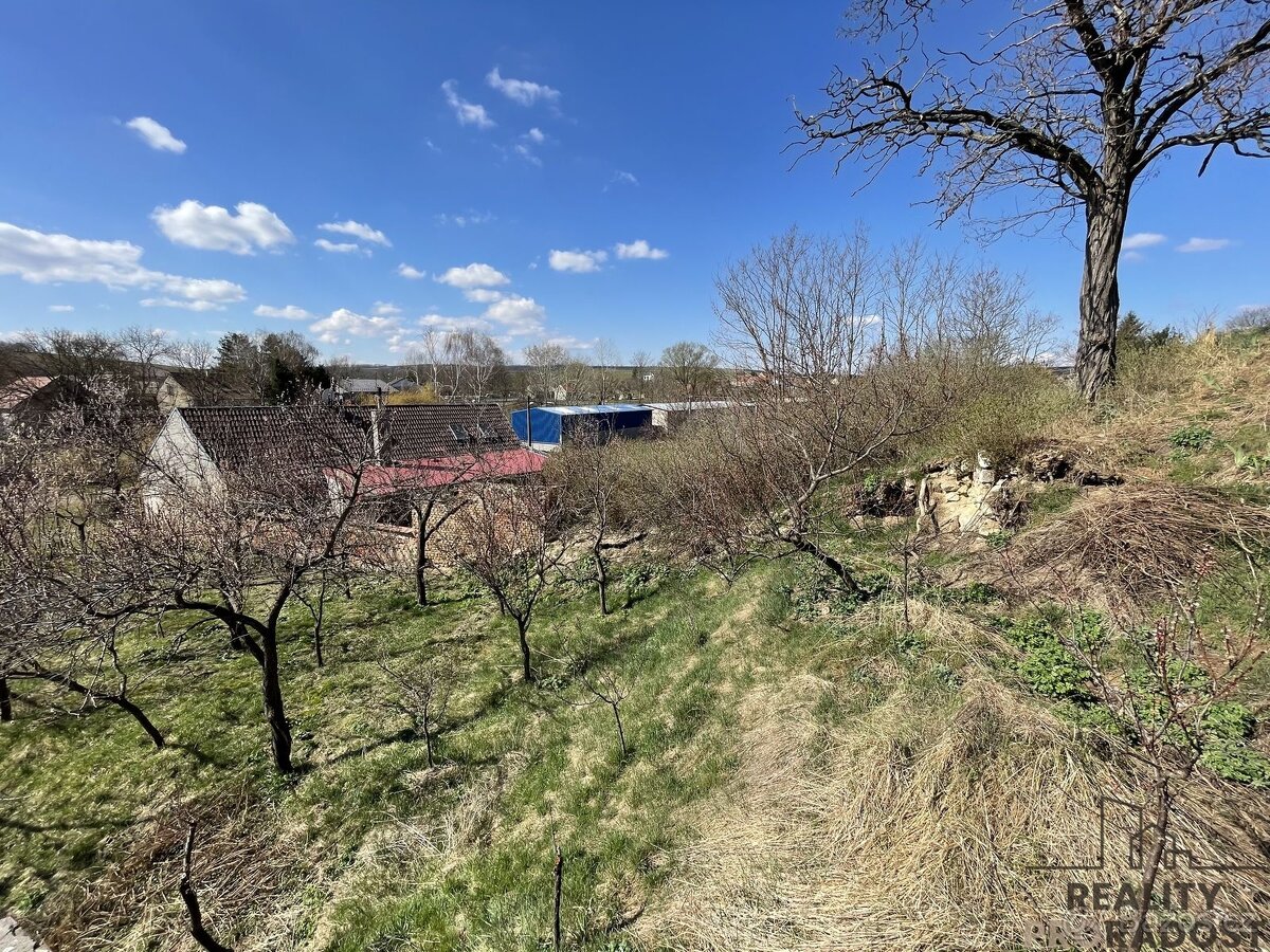 Prodej vinného sklepa s pozemkem (663 m2) ve Valticích-čás - 7