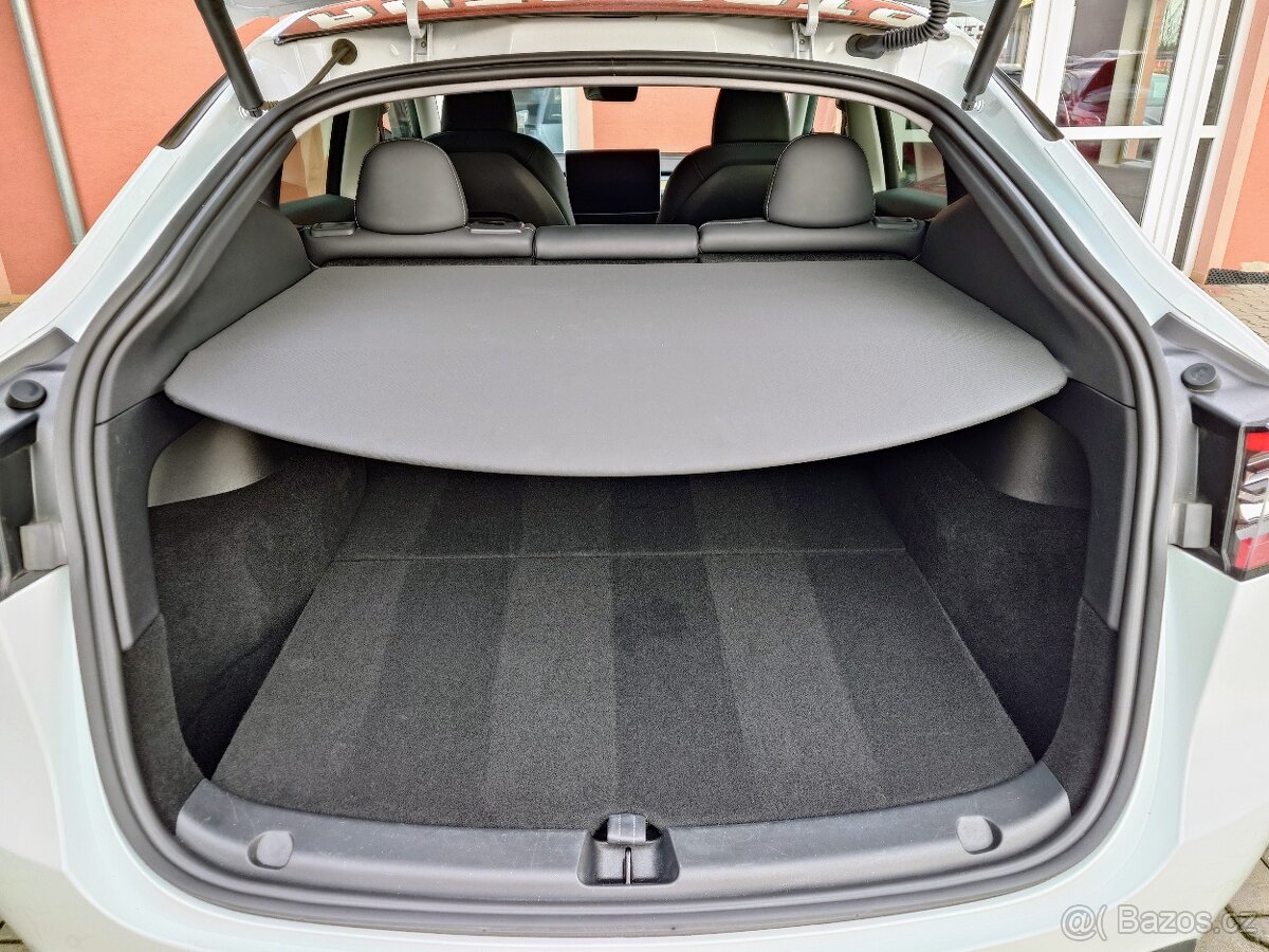 Tesla Model Y 2023 Standard Range 220 kW - 7