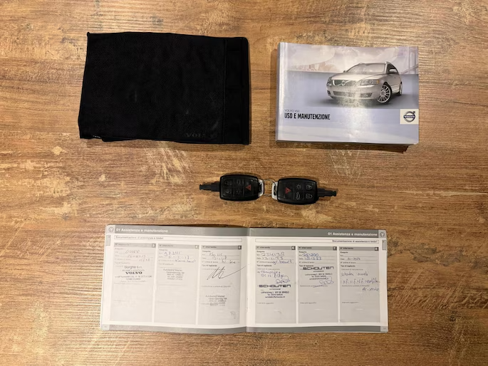 VOLVO V50 1.6 TDI D2 MOMENTUM 2010 - 7