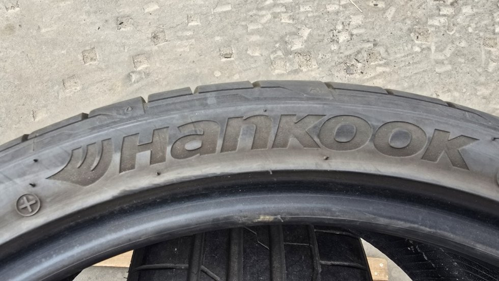 Letní pneu 235/35/19 Hankook - 7