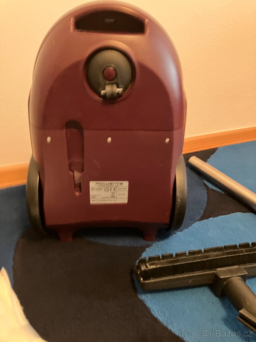 Vysavač Rowenta Compact Power RO3969 EA, fialový, nový - 7