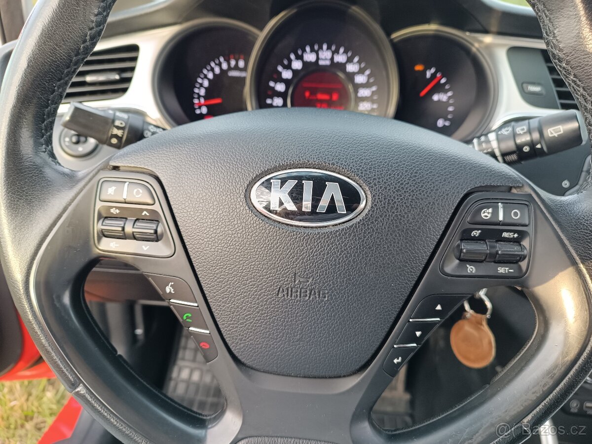 KIA Ceed 1,6 GDI - 7