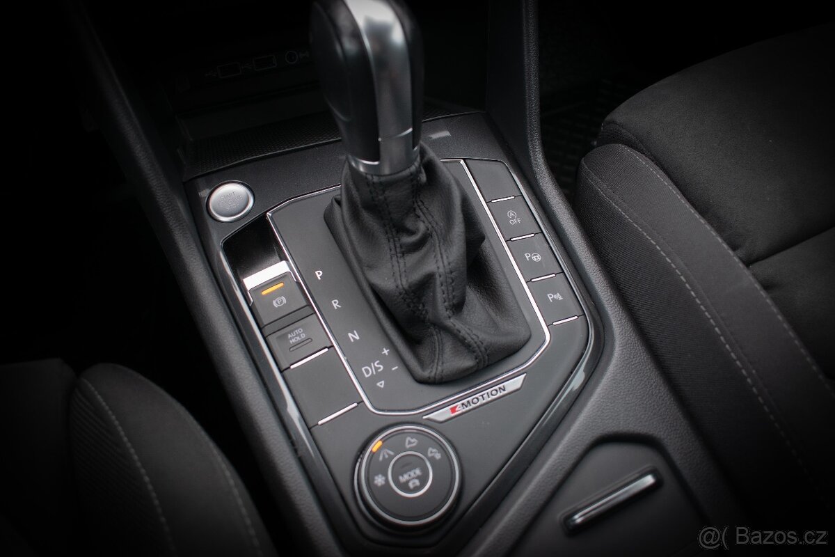 VW Tiguan R-line 2.0TDi 140kw DSG 4x4 Keyless Virtual ACC - 7