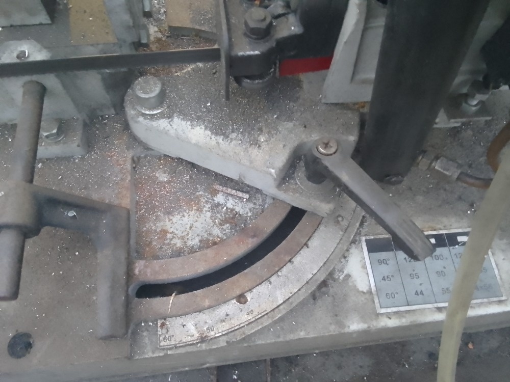 Pásová pila na kov - 7